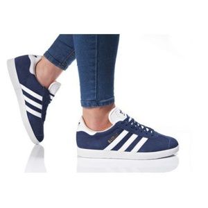 New Women's Adidas Gazelle Athletic Shoe Blue